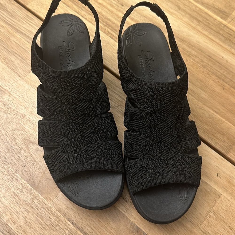 SKECHERS pier lite wedge sandals - Picture 3 of 7
